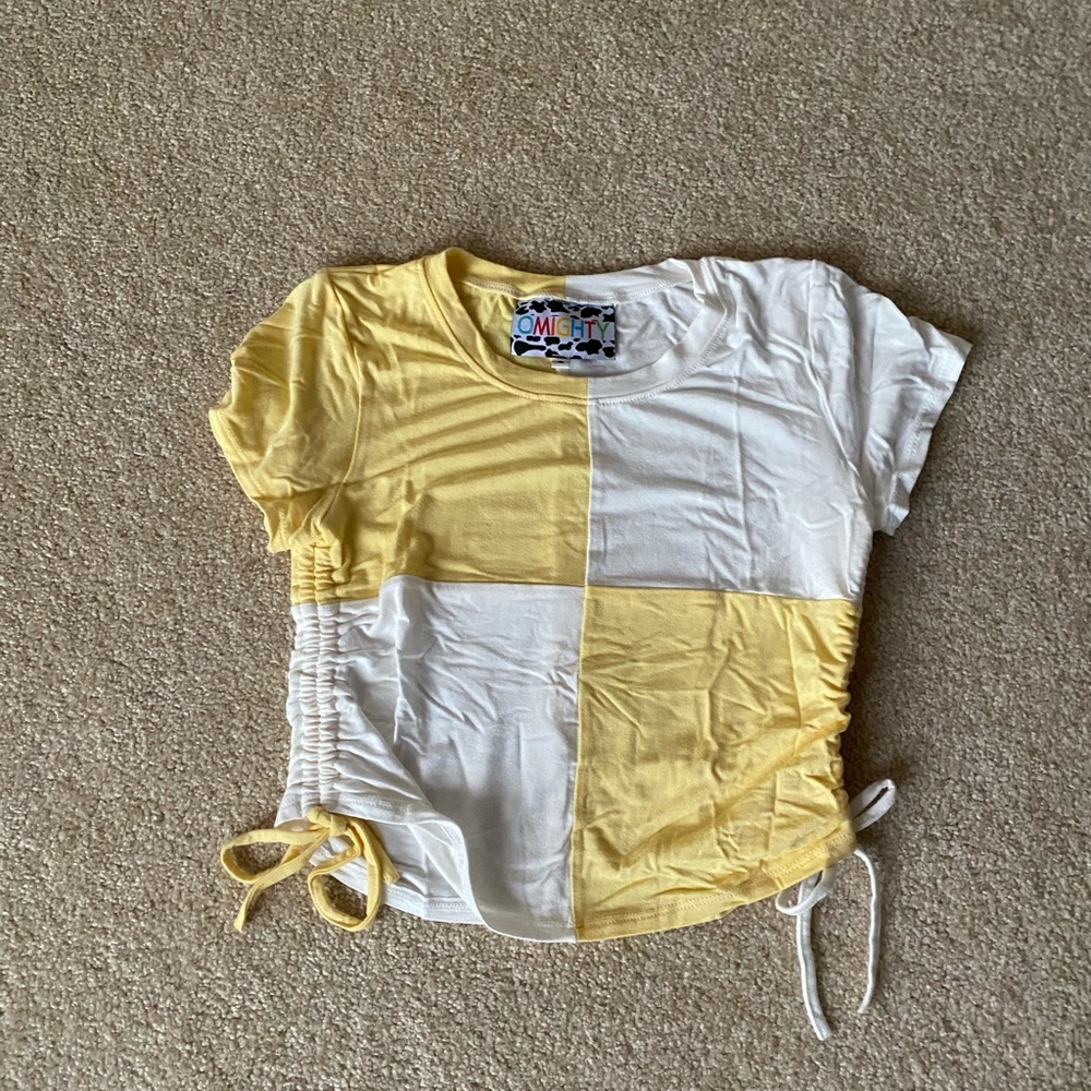 omighty crop baby tee